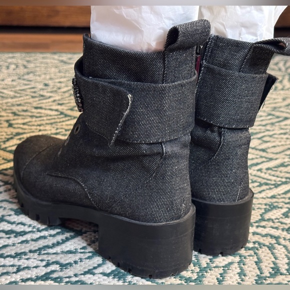 KARL LAGERFELD womens combat boots - Picture 4 of 15